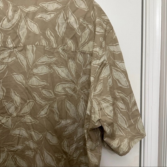 Uniqlo Khaki Leaf Print Open Collar Short Sleeve Hawaiian Shirt Men's Size XL - Picture 14 of 15